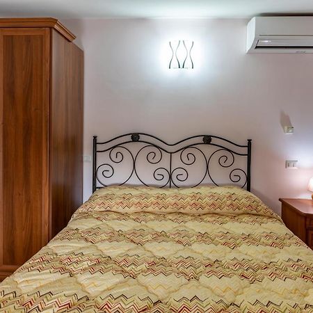Castel Sant'Elia Il Contado B&B المظهر الخارجي الصورة