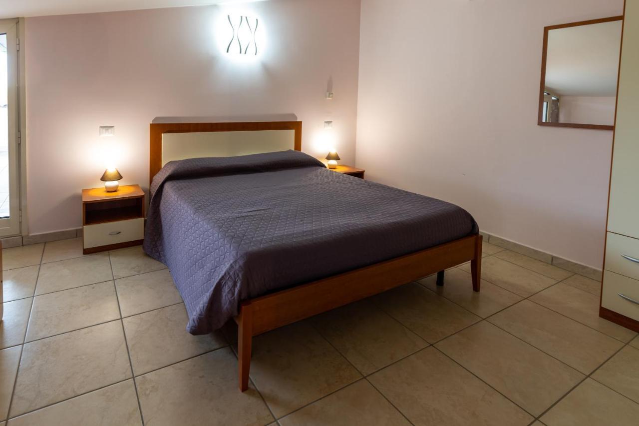 Castel Sant'Elia Il Contado B&B المظهر الخارجي الصورة
