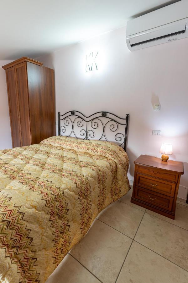 Castel Sant'Elia Il Contado B&B المظهر الخارجي الصورة
